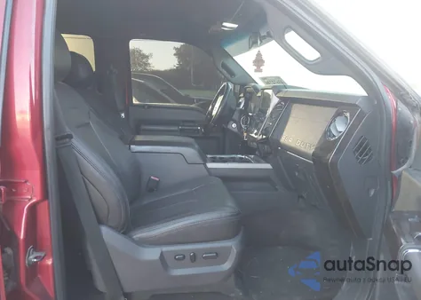 2015 Ford F-250 Lariat z USA, uszkodzony, nr VIN 1FT7W2BT6FEA94770